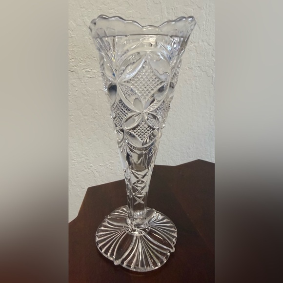 Mckee Other - Vintage McKee Pattern Cut Crystal Glass Trumpet Elegant Vase